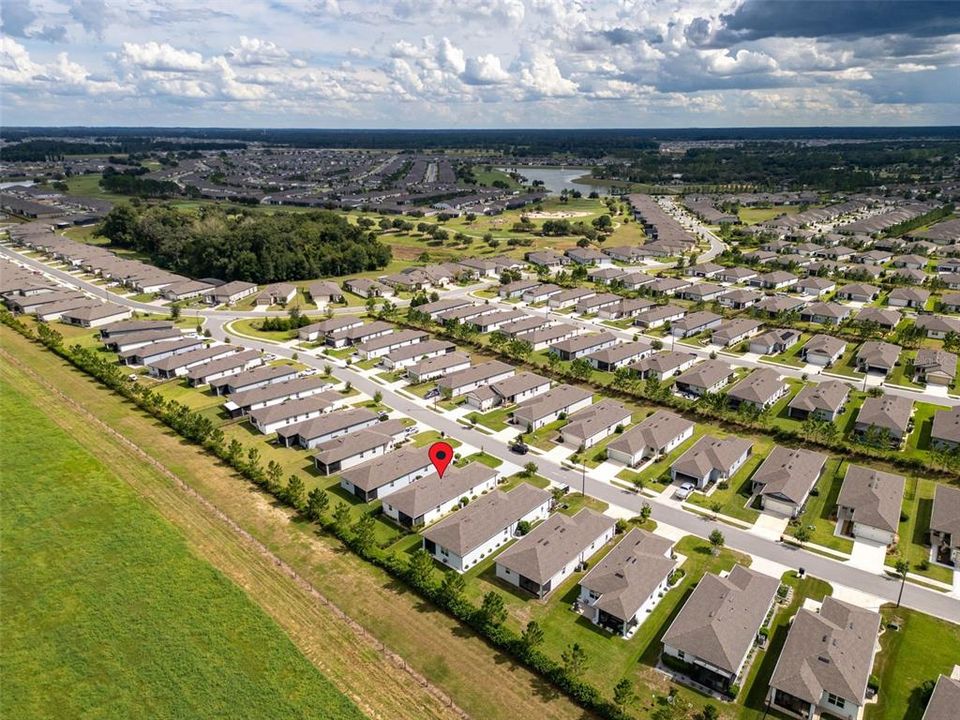 Под контрактом: $293,392 (2 спален, 2 ванн, 1432 Квадратных фут)