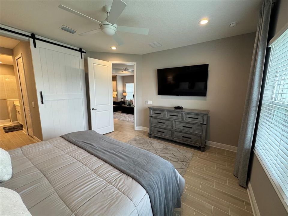 For Rent: $6,000 (2 beds, 2 baths, 1524 Square Feet)