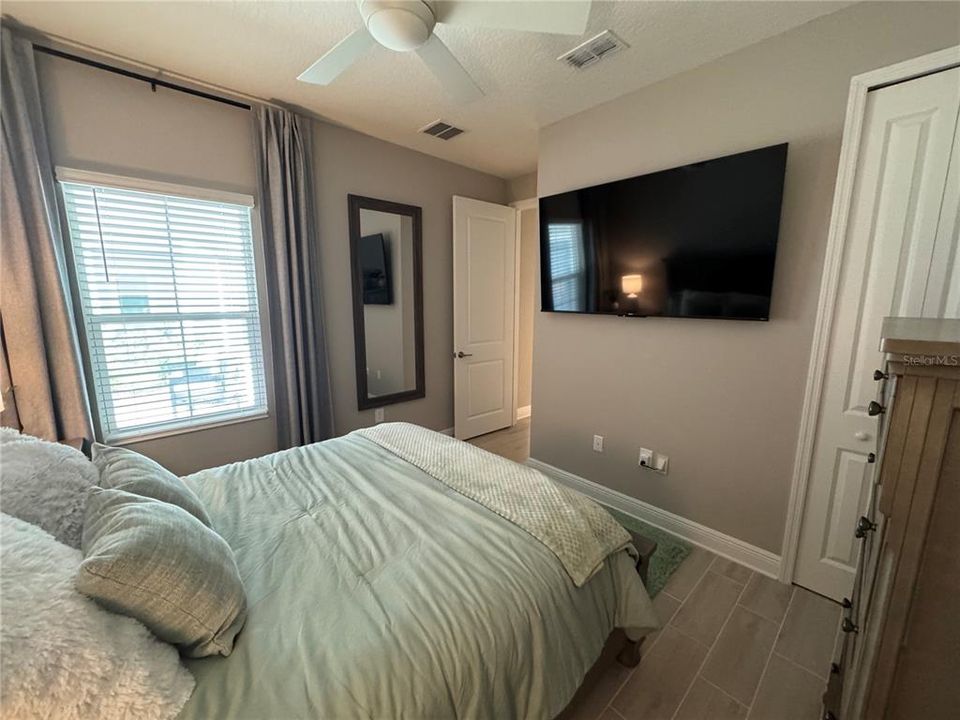 For Rent: $6,000 (2 beds, 2 baths, 1524 Square Feet)