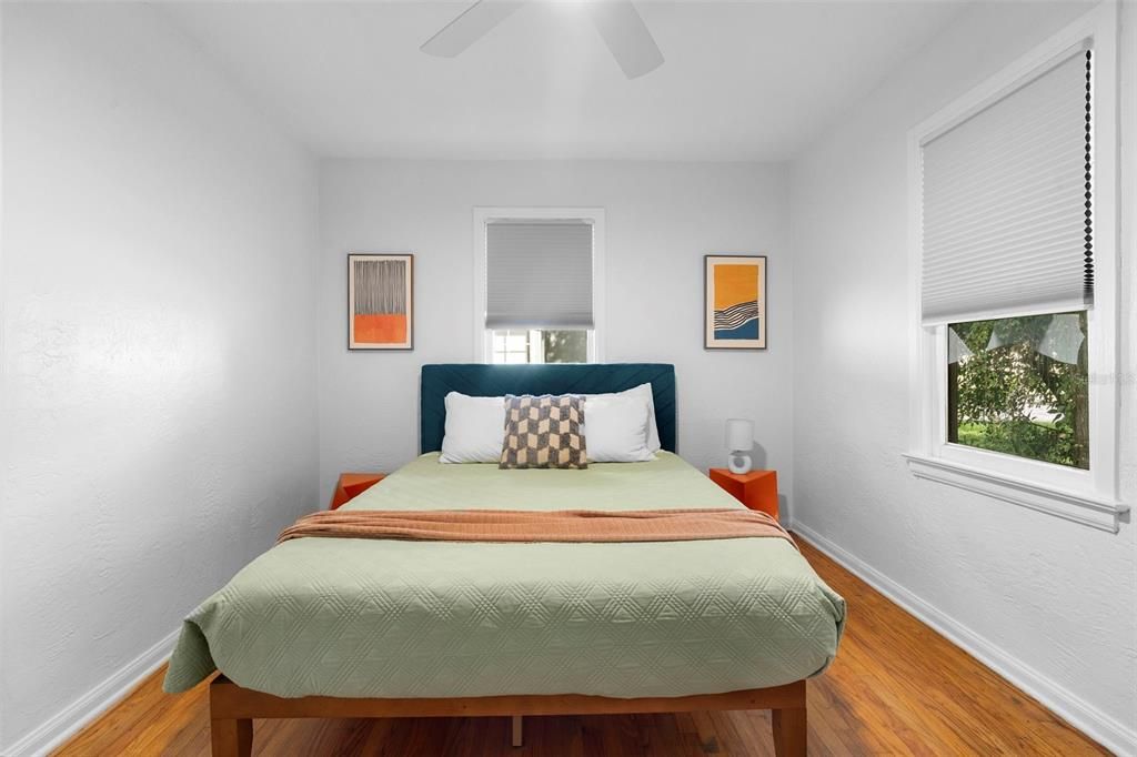 For Sale: $445,000 (3 beds, 2 baths, 1172 Square Feet)