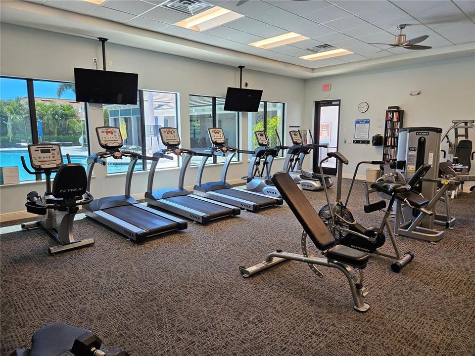 For Rent: $2,100 (3 beds, 2 baths, 1412 Square Feet)