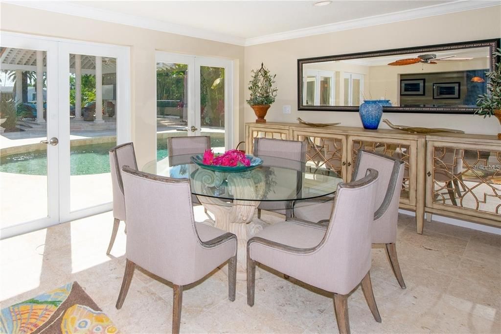 For Rent: $11,500 (3 beds, 3 baths, 2507 Square Feet)