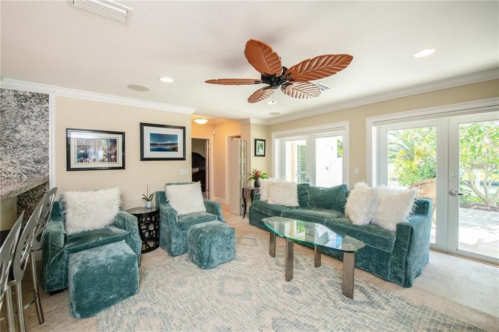 For Rent: $11,500 (3 beds, 3 baths, 2507 Square Feet)