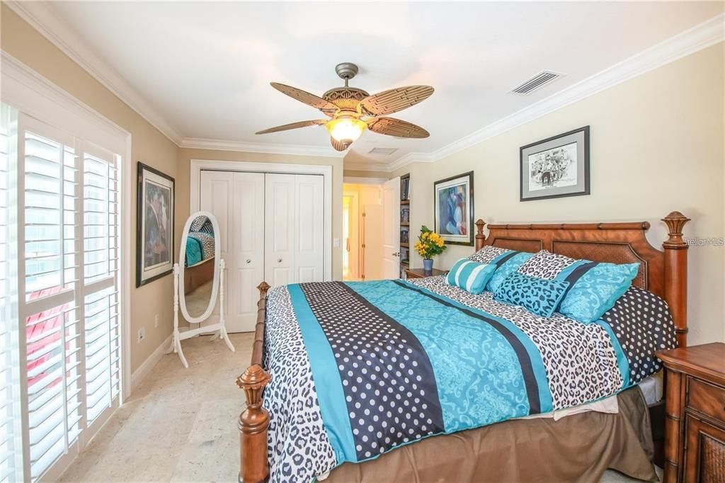 For Rent: $11,500 (3 beds, 3 baths, 2507 Square Feet)