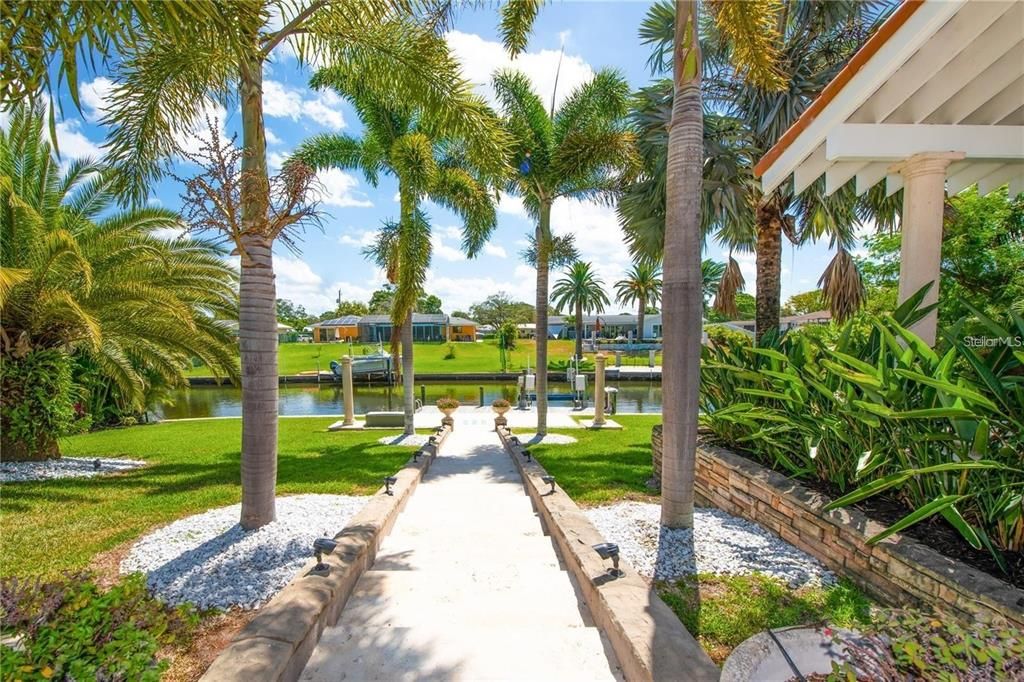 For Rent: $11,500 (3 beds, 3 baths, 2507 Square Feet)