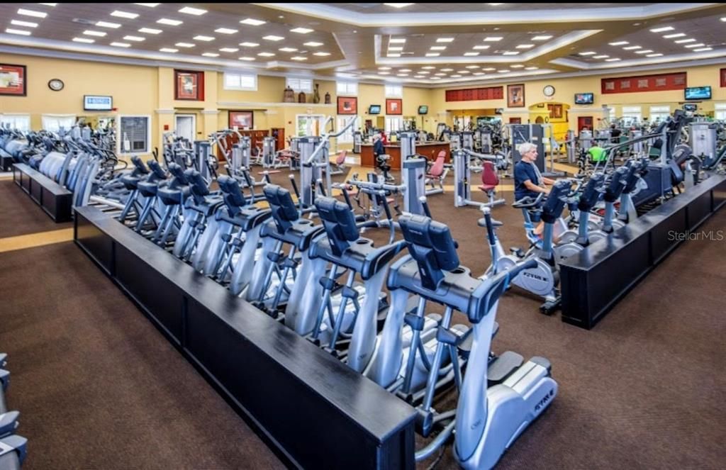 Под контрактом: $399,000 (2 спален, 2 ванн, 1698 Квадратных фут)