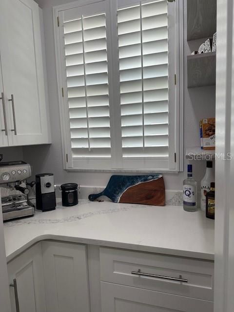 Под контрактом: $399,000 (2 спален, 2 ванн, 1698 Квадратных фут)