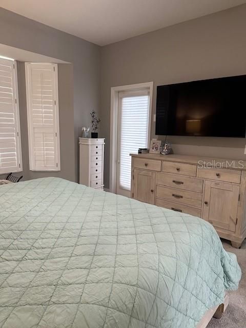 Под контрактом: $399,000 (2 спален, 2 ванн, 1698 Квадратных фут)