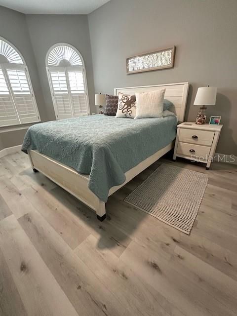 Под контрактом: $399,000 (2 спален, 2 ванн, 1698 Квадратных фут)