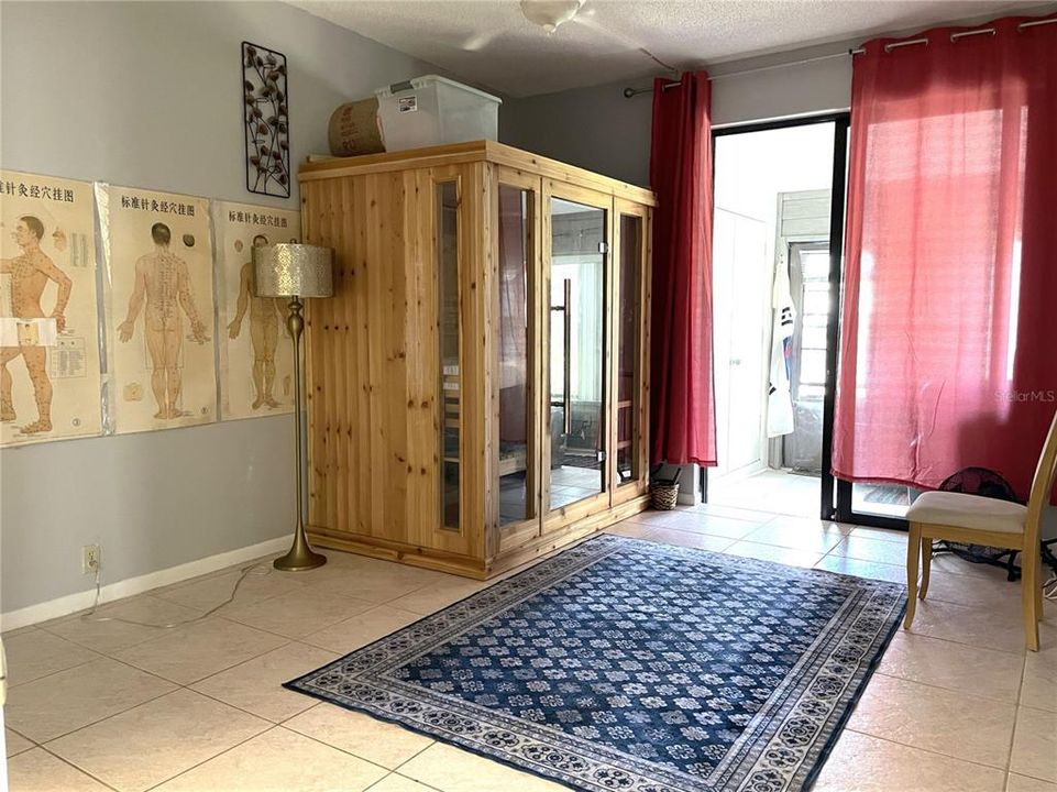 For Sale: $285,000 (2 beds, 2 baths, 1190 Square Feet)