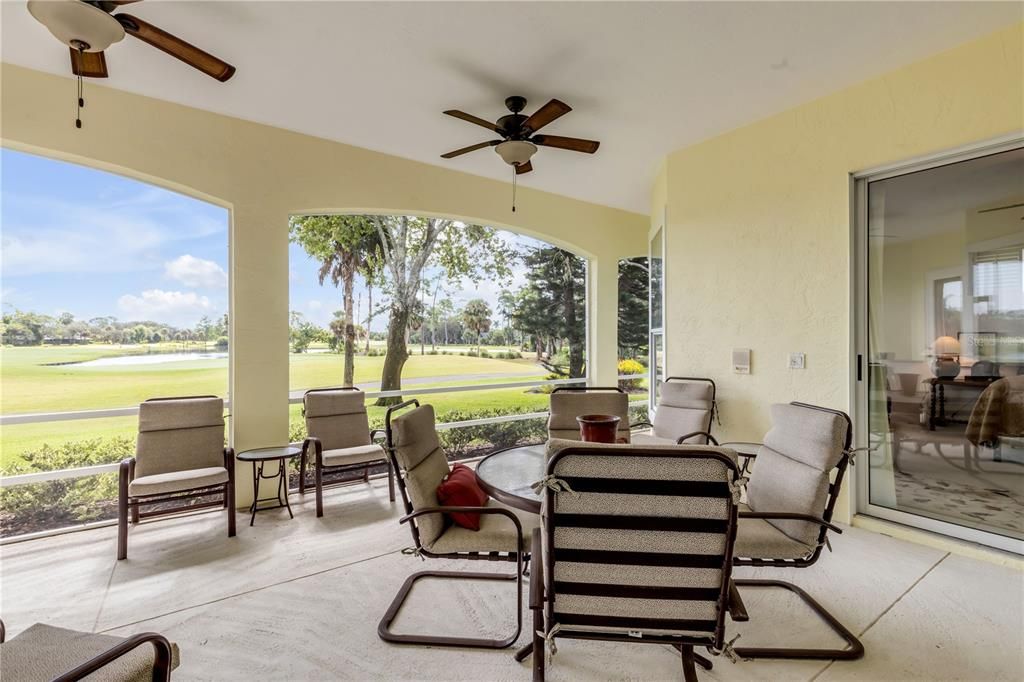 合同活跃: $999,999 (3 贝兹, 3 浴室, 3027 平方英尺)