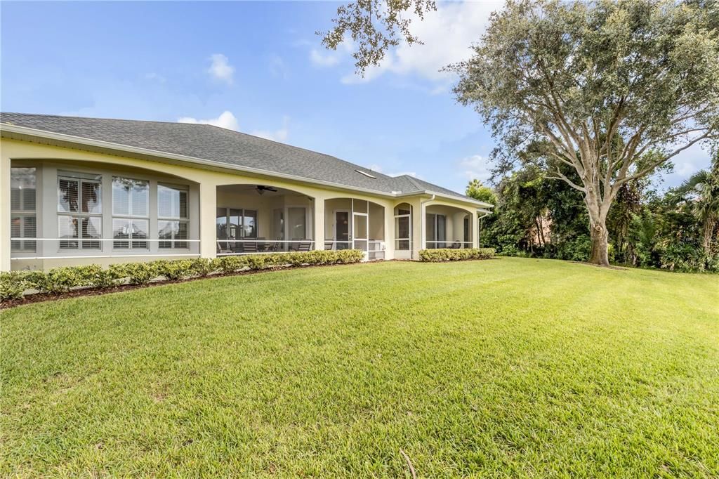 合同活跃: $999,999 (3 贝兹, 3 浴室, 3027 平方英尺)