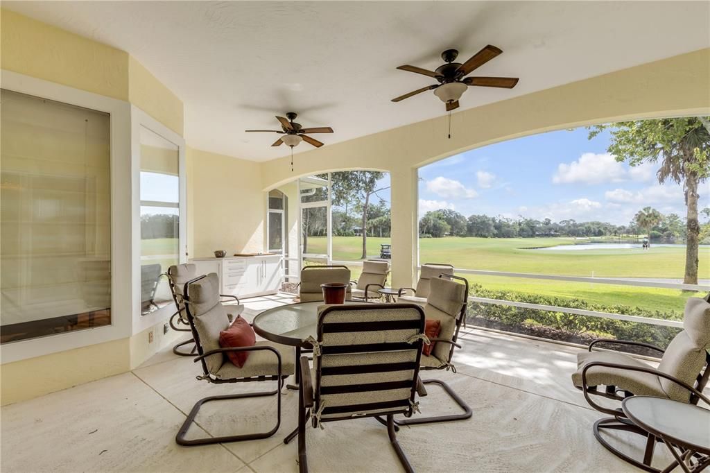 合同活跃: $999,999 (3 贝兹, 3 浴室, 3027 平方英尺)