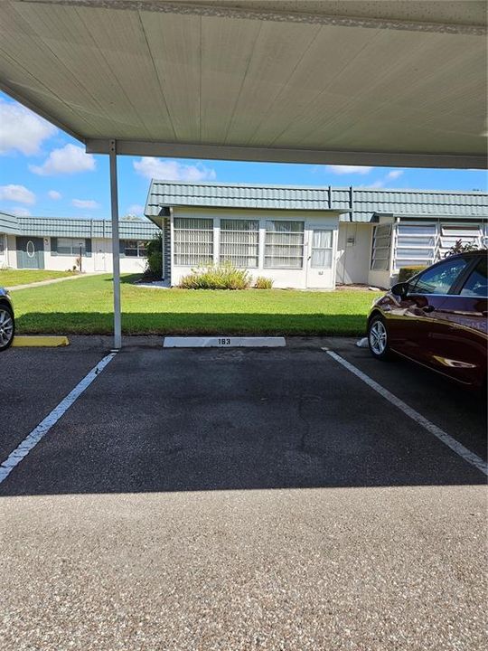 На продажу: $98,500 (1 спален, 1 ванн, 800 Квадратных фут)