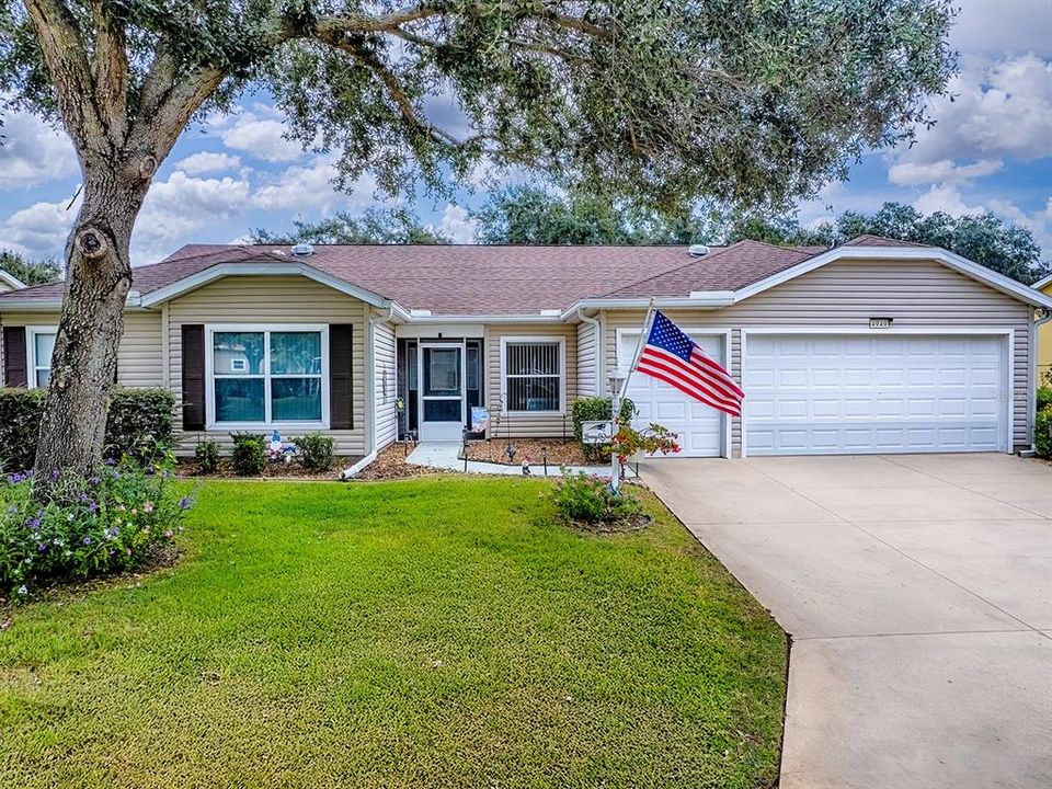 For Sale: $349,900 (3 beds, 2 baths, 2133 Square Feet)