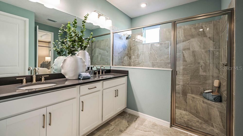 Active With Contract: $688,174 (4 beds, 3 baths, 2394 Square Feet)