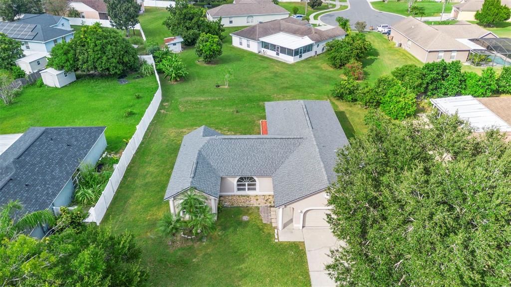 合同活跃: $345,000 (4 贝兹, 2 浴室, 1798 平方英尺)