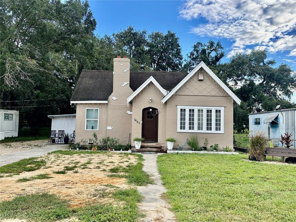 Под контрактом: $149,000 (3 спален, 1 ванн, 1339 Квадратных фут)