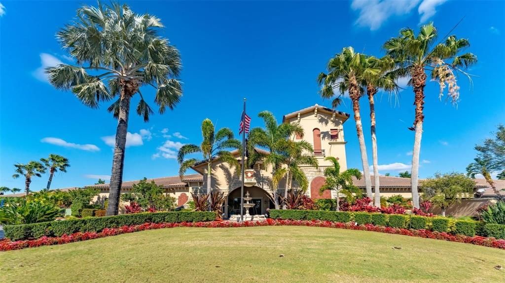 Active With Contract: $879,000 (4 beds, 3 baths, 2406 Square Feet)