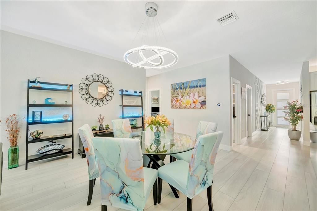 Active With Contract: $879,000 (4 beds, 3 baths, 2406 Square Feet)