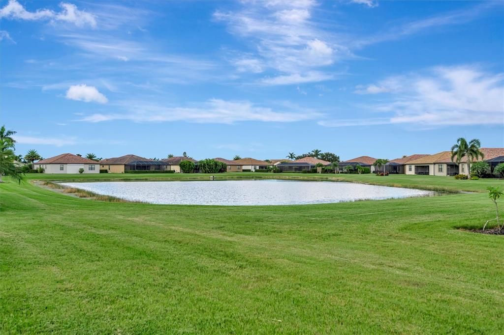 Active With Contract: $879,000 (4 beds, 3 baths, 2406 Square Feet)