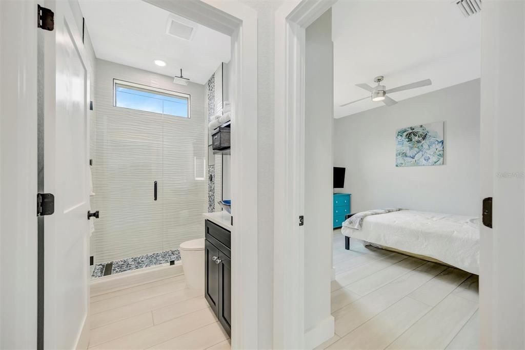 Active With Contract: $879,000 (4 beds, 3 baths, 2406 Square Feet)