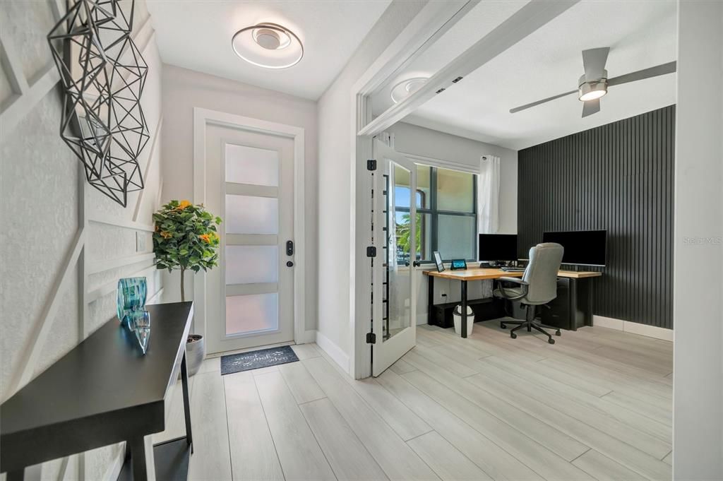 Active With Contract: $879,000 (4 beds, 3 baths, 2406 Square Feet)