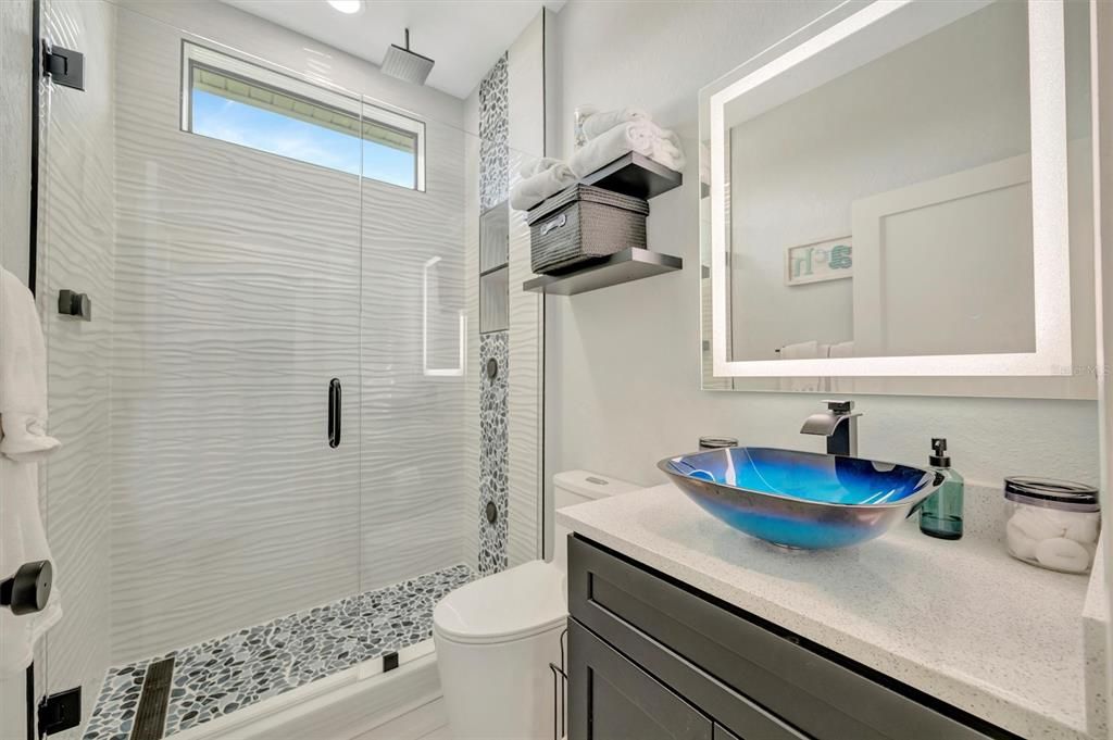 Active With Contract: $879,000 (4 beds, 3 baths, 2406 Square Feet)