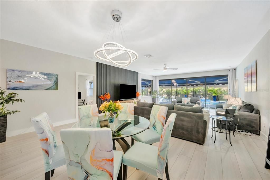 Active With Contract: $879,000 (4 beds, 3 baths, 2406 Square Feet)