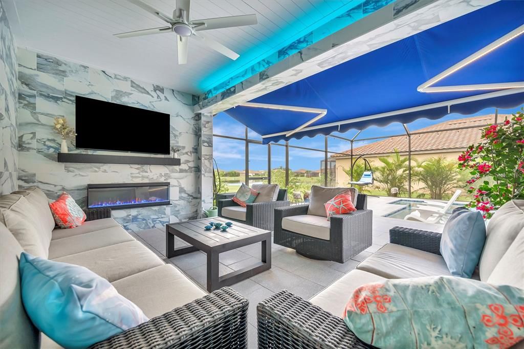 Active With Contract: $879,000 (4 beds, 3 baths, 2406 Square Feet)