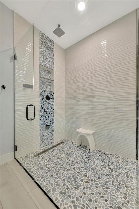 Active With Contract: $879,000 (4 beds, 3 baths, 2406 Square Feet)