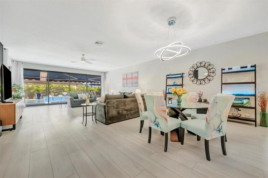 Active With Contract: $879,000 (4 beds, 3 baths, 2406 Square Feet)