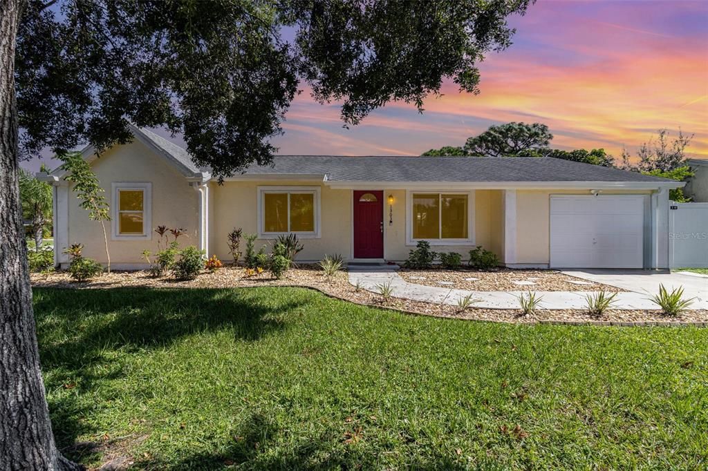 最近售出: $270,000 (3 贝兹, 2 浴室, 1358 平方英尺)