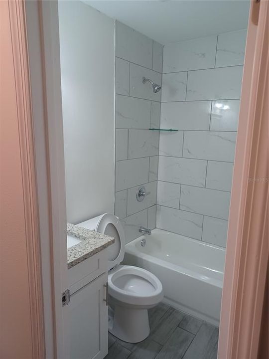 В аренду: $2,000 (4 спален, 1 ванн, 1300 Квадратных фут)