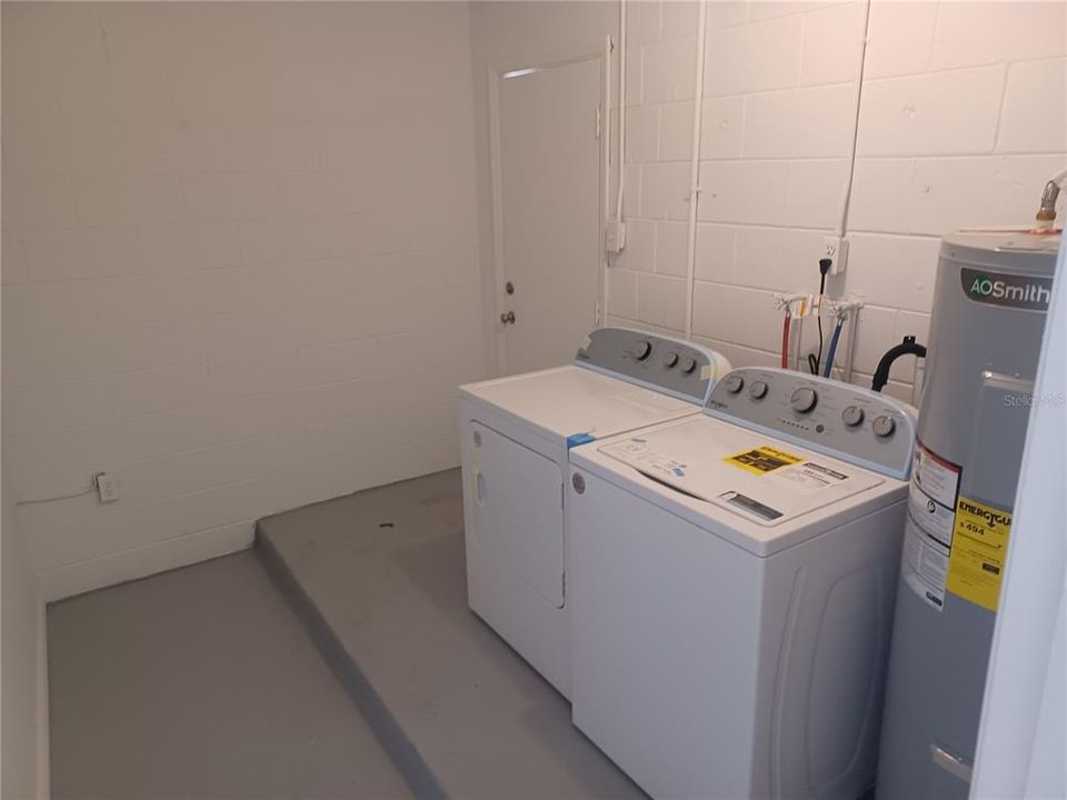 В аренду: $2,000 (4 спален, 1 ванн, 1300 Квадратных фут)