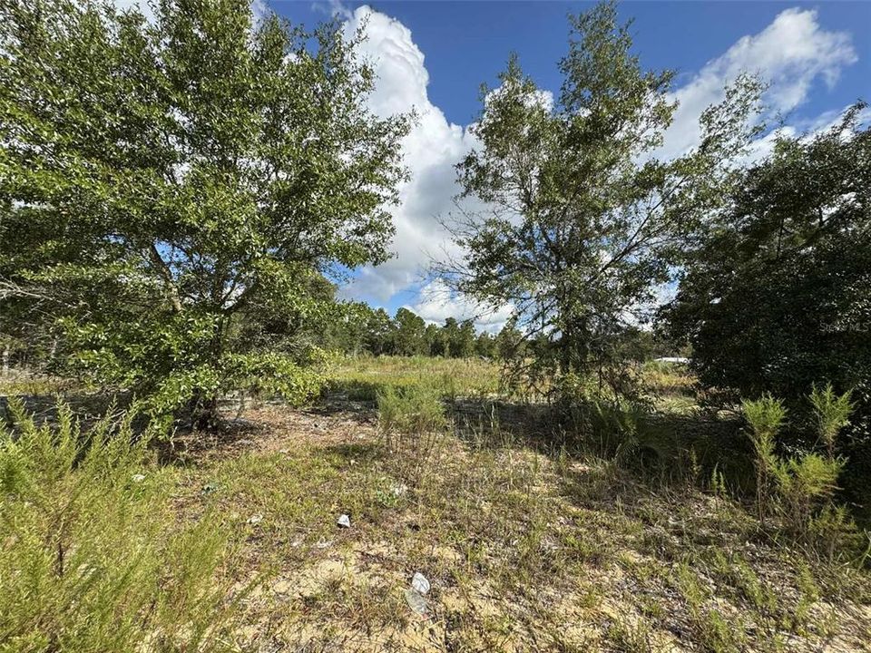 待售: $36,000 (0.93 acres)