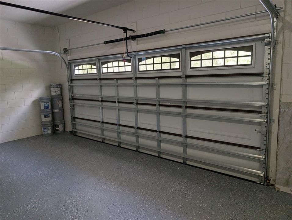 En Venta: $590,000 (3 camas, 2 baños, 1961 Pies cuadrados)