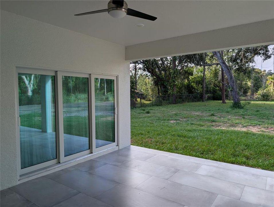 En Venta: $590,000 (3 camas, 2 baños, 1961 Pies cuadrados)