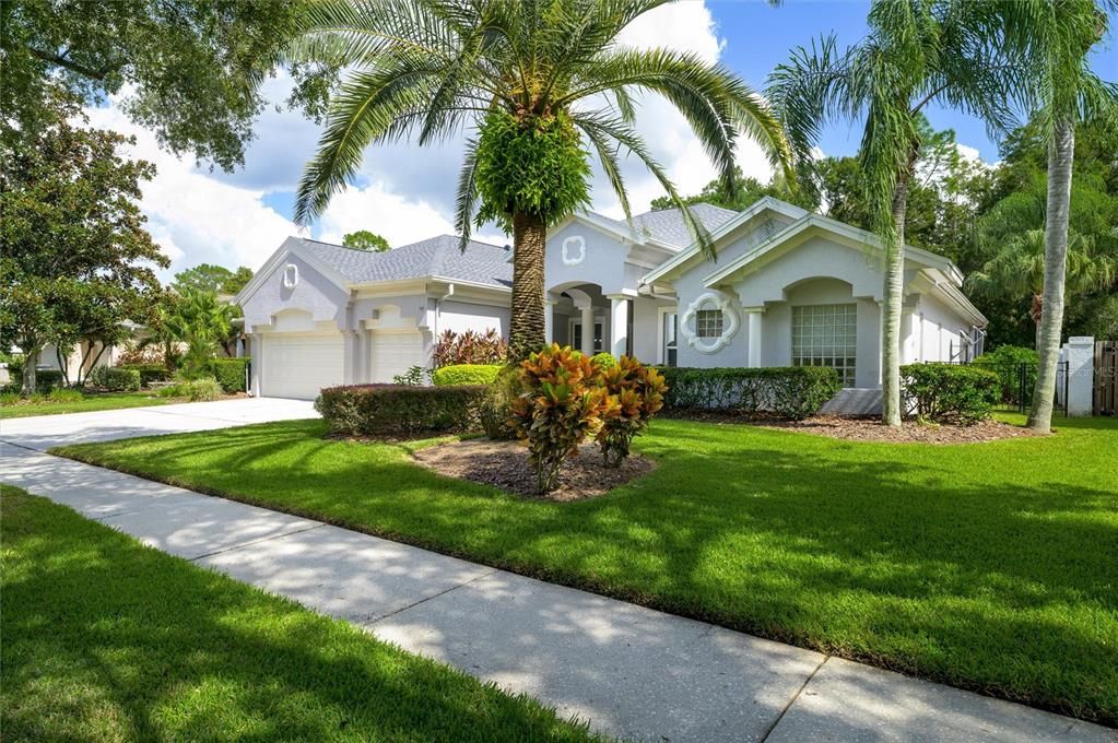 For Sale: $749,995 (4 beds, 3 baths, 2789 Square Feet)