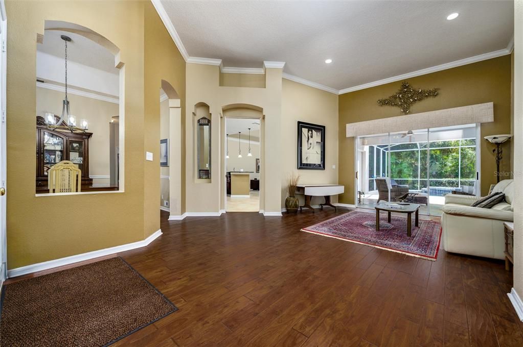 For Sale: $749,995 (4 beds, 3 baths, 2789 Square Feet)