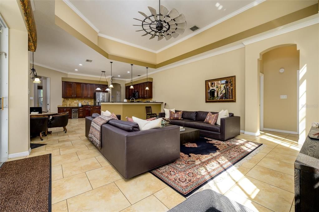 For Sale: $749,995 (4 beds, 3 baths, 2789 Square Feet)