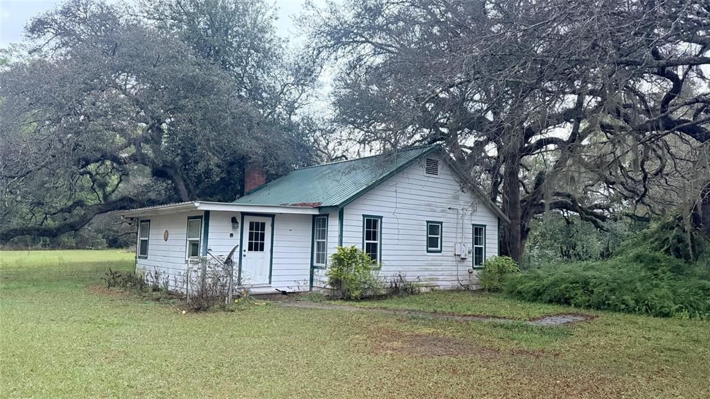 最近售出: $145,000 (2 贝兹, 1 浴室, 1023 平方英尺)