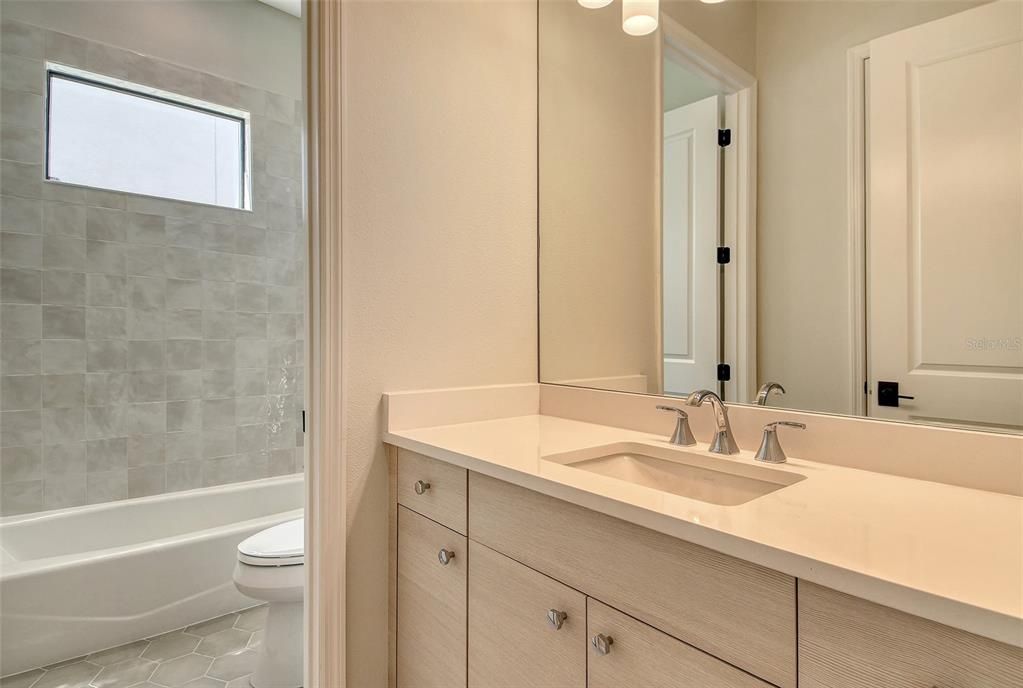 For Sale: $894,990 (3 beds, 2 baths, 2455 Square Feet)