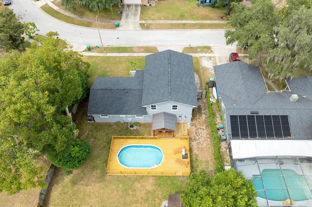 Под контрактом: $435,000 (3 спален, 2 ванн, 1984 Квадратных фут)