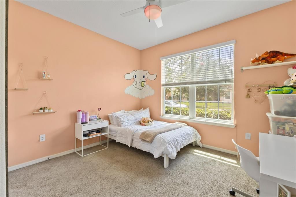 En Venta: $478,000 (4 camas, 3 baños, 2345 Pies cuadrados)