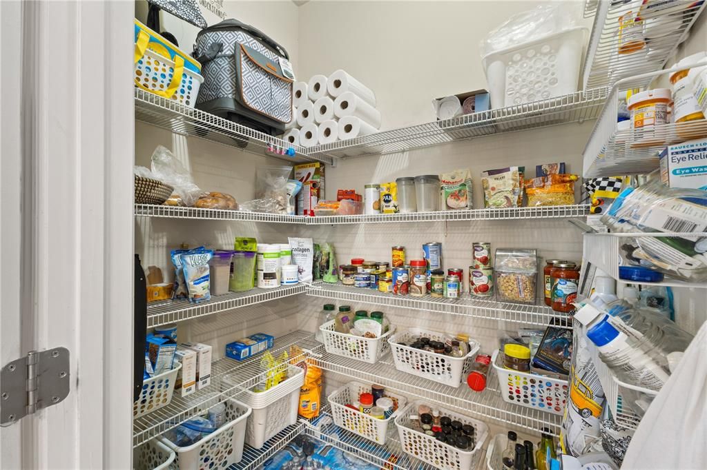 En Venta: $478,000 (4 camas, 3 baños, 2345 Pies cuadrados)