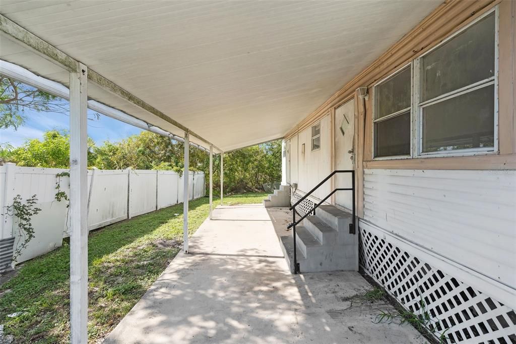 For Rent: $825 (2 beds, 1 baths, 670 Square Feet)