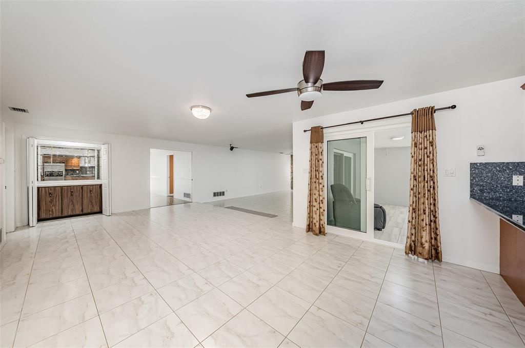 For Sale: $645,000 (3 beds, 3 baths, 2230 Square Feet)