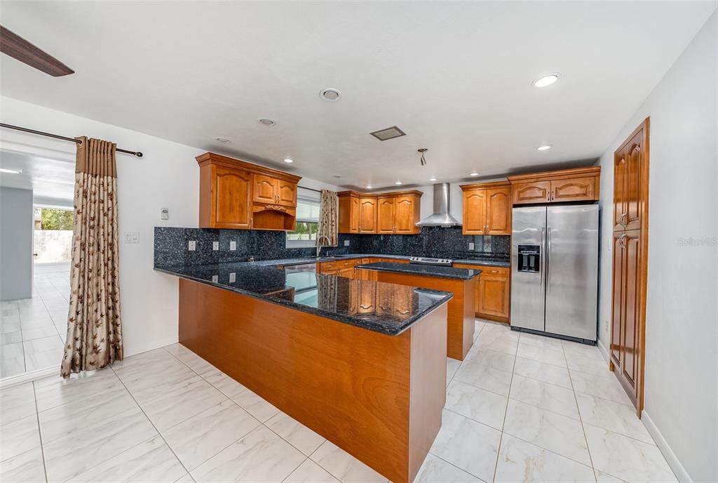 For Sale: $645,000 (3 beds, 3 baths, 2230 Square Feet)