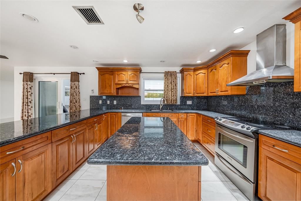 For Sale: $645,000 (3 beds, 3 baths, 2230 Square Feet)